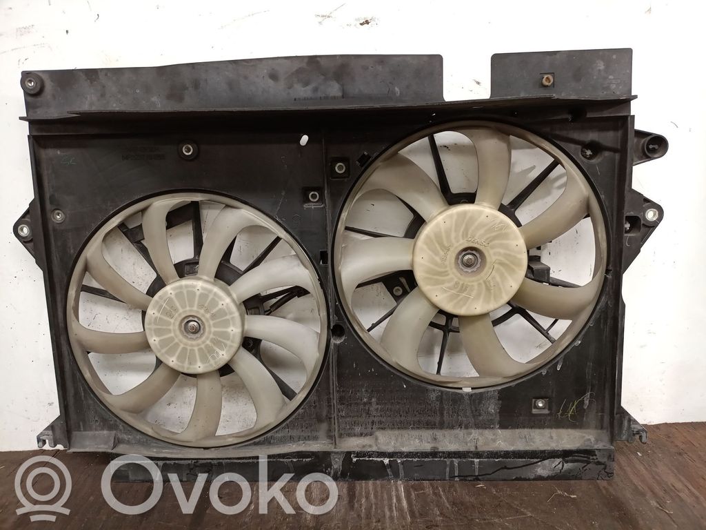 Toyota Avensis T270 Ventilator electric răcire radiator 