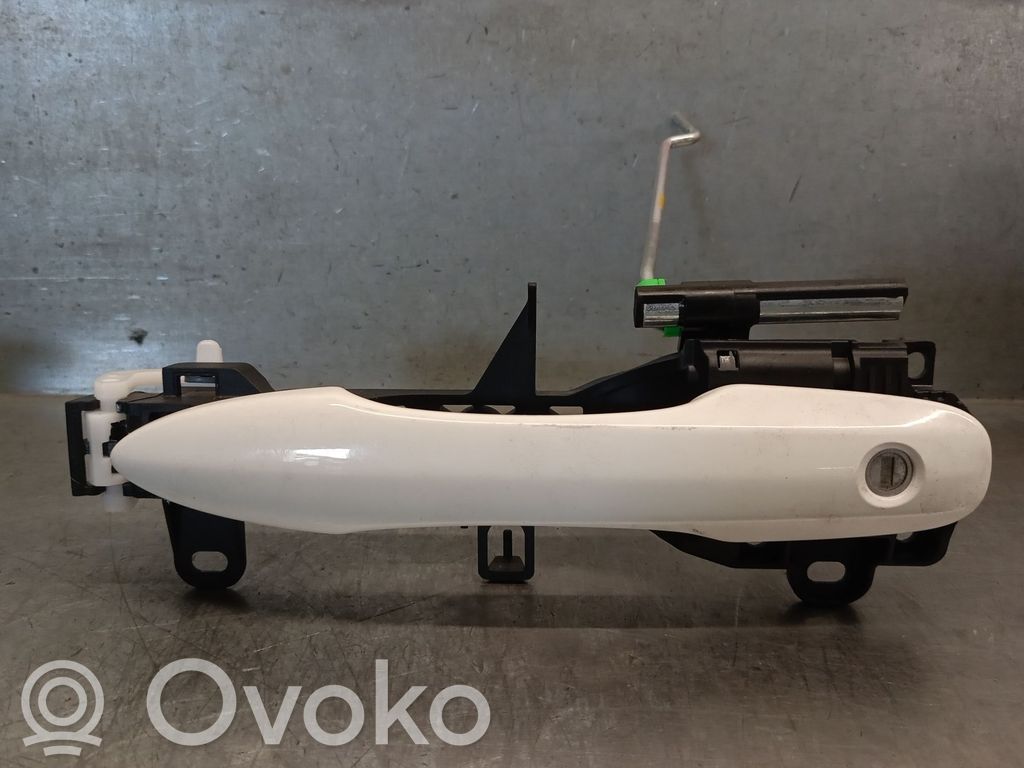 Mazda 2 Etuoven ulkokahva 