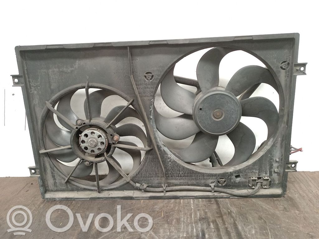 Seat Leon (1M) Ventilatore di raffreddamento elettrico del radiatore 