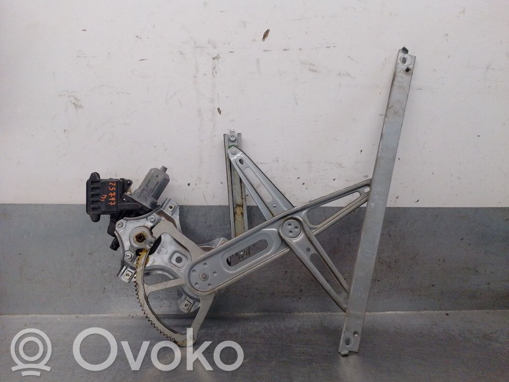 Toyota Yaris Alzacristalli manuale della portiera anteriore