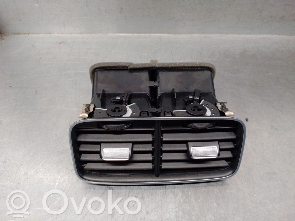 Owiewka / Deflektor powietrza szyberdachu   A1678302104,A1678301600
