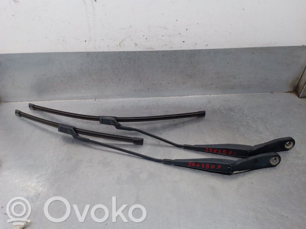 Ford Mondeo MK IV Ramię wycieraczki szyby przedniej / czołowej 