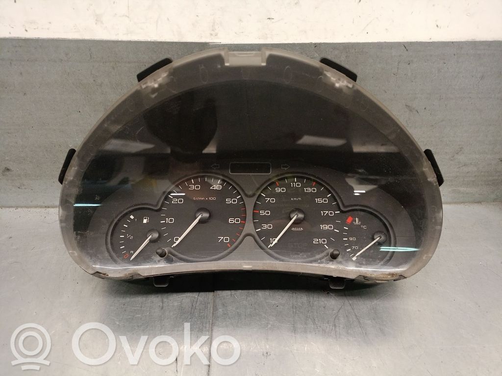 Citroen Berlingo Geschwindigkeitsmesser Cockpit 