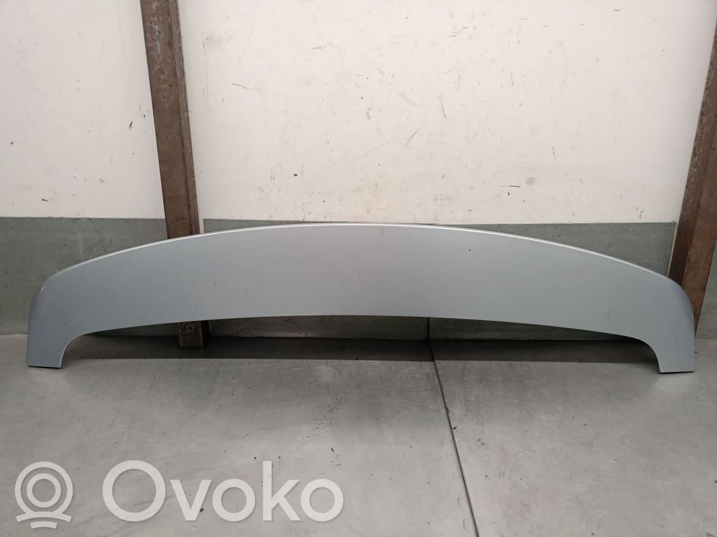 Toyota Auris 150 Becquet de coffre