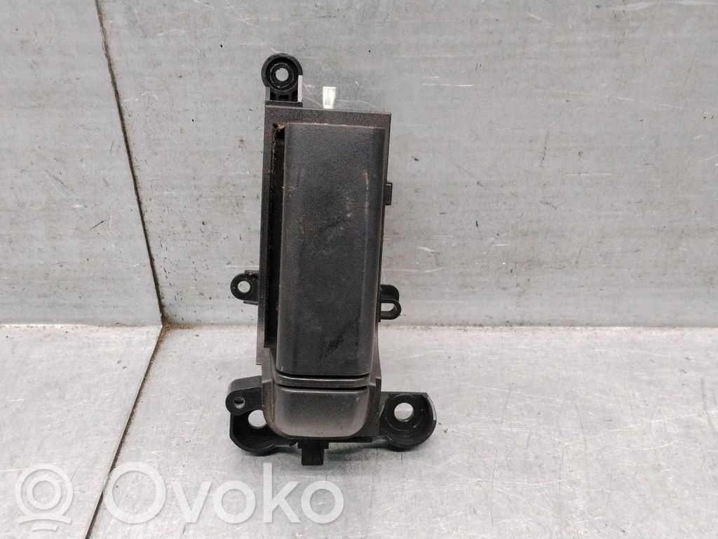 Klamka wewnętrzna drzwi tylnych   C23573330C,C23572330C02