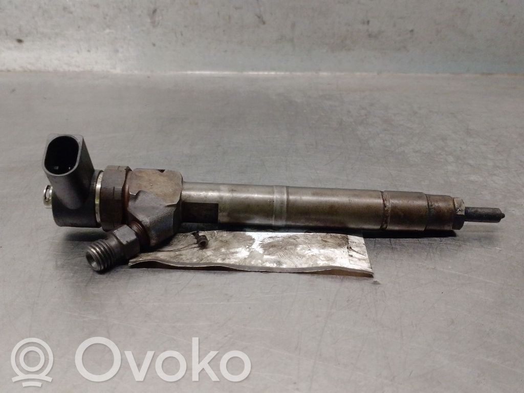 Inyector de combustible   04451100034,04451100034