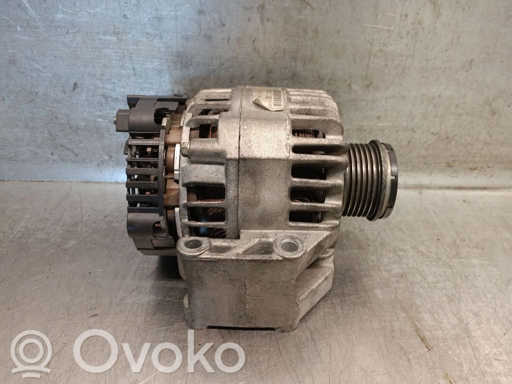 Opel Corsa D Generatore/alternatore 