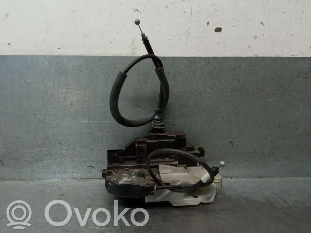 KIA Ceed Serratura portiera posteriore 