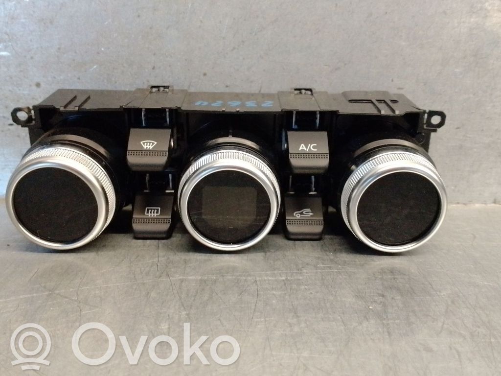 Renault Clio IV Module unité de contrôle climatisation