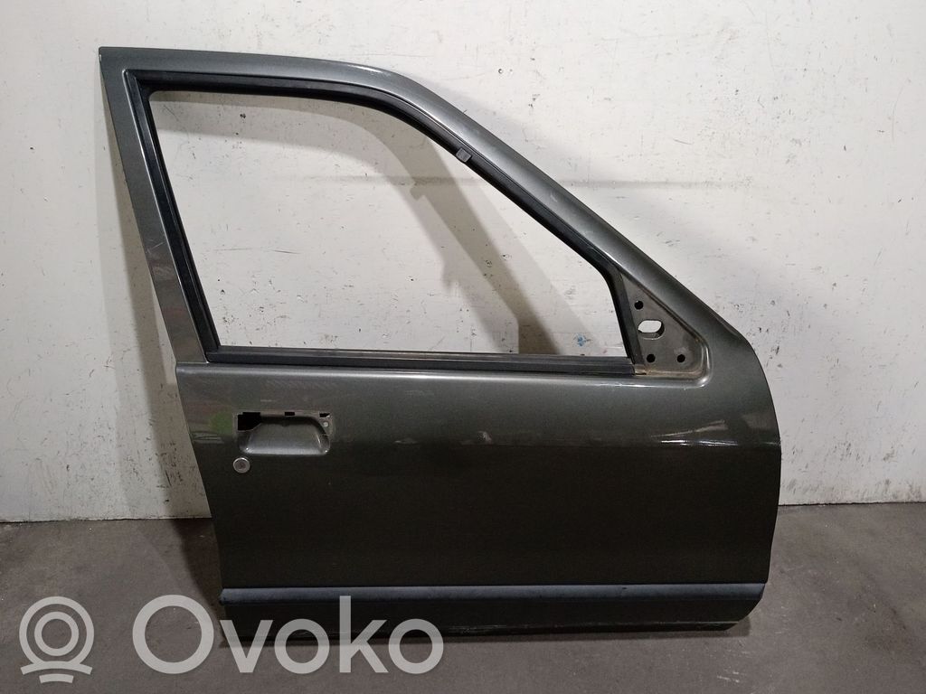 Renault 19 Drzwi przednie 