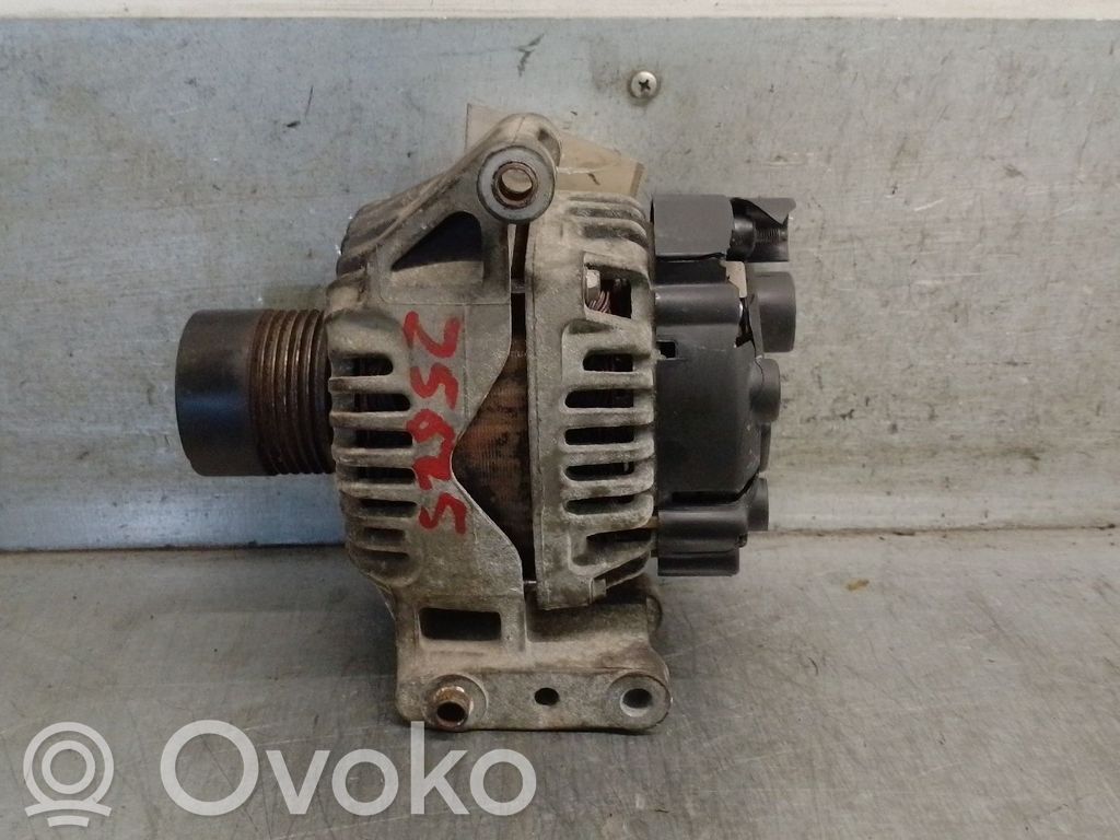 Suzuki Swift I Generatore/alternatore