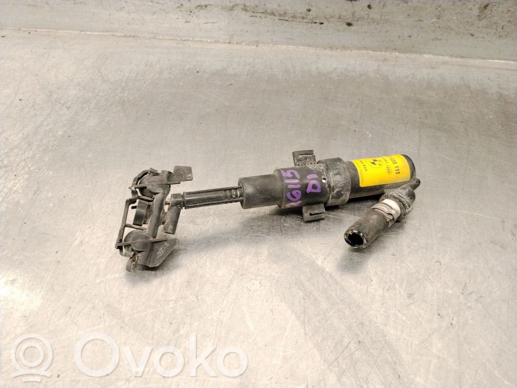 BMW 3 E46 Lukturu mazgātāja sprausla (-as) 
