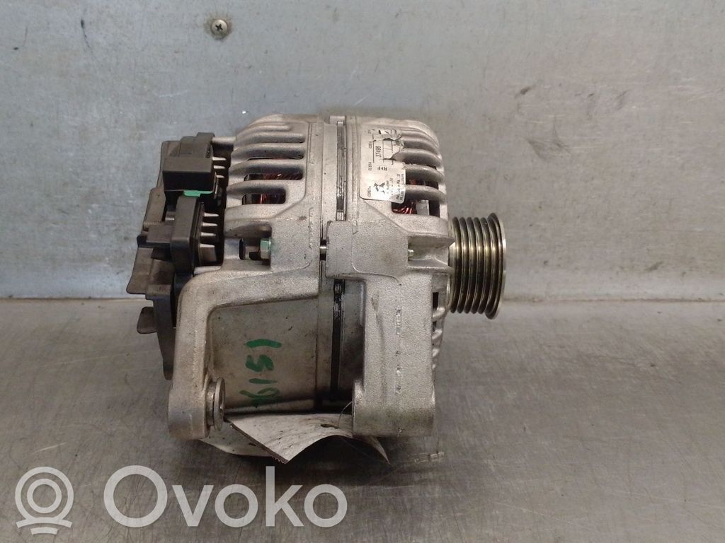 Opel Astra G Alternator 