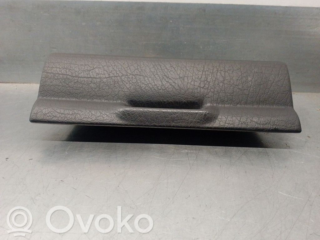 Seat Toledo I (1L) Handschuhfach