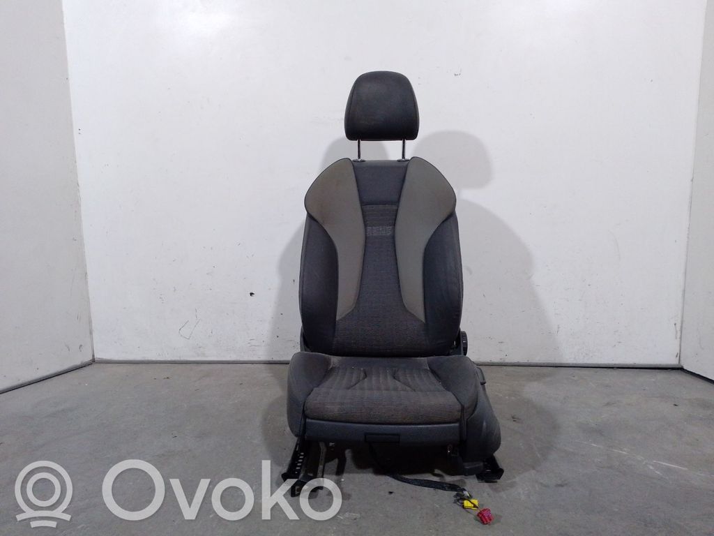 Siège conducteur avant   8V0881405D,8V0881405D