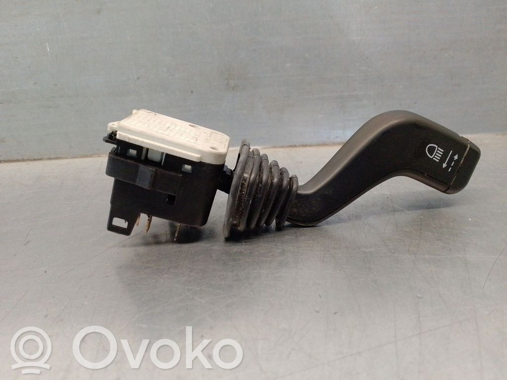 Interruptor de control del panel de luces   90221174,90181846,90213325