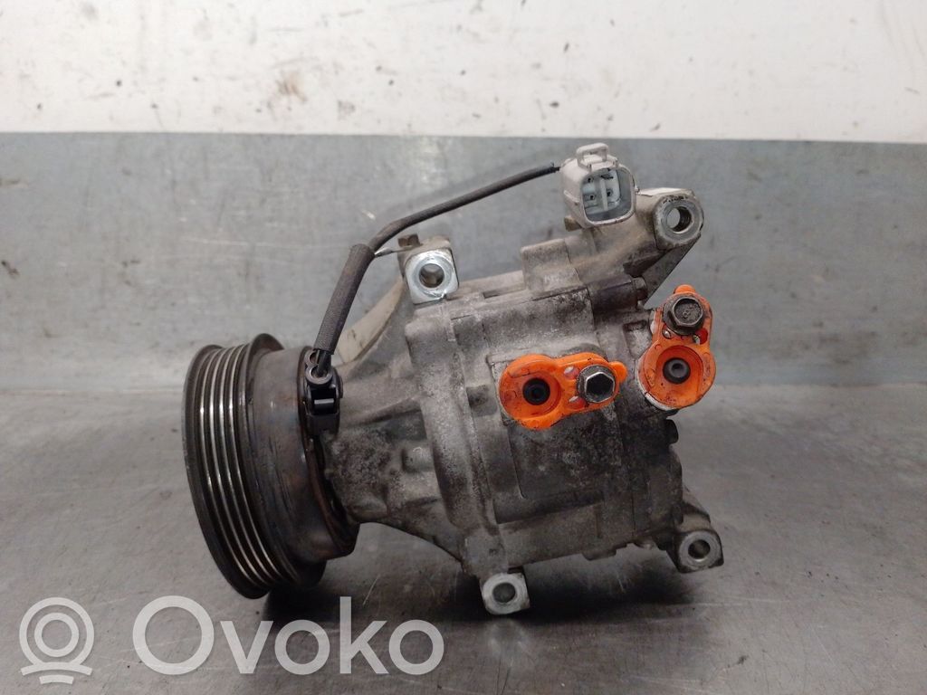 Toyota Corolla E120 E130 Ilmastointilaitteen kompressorin pumppu (A/C)