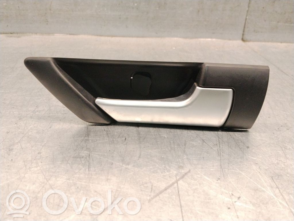 KIA Pro Cee'd I Poignée inférieure de porte avant