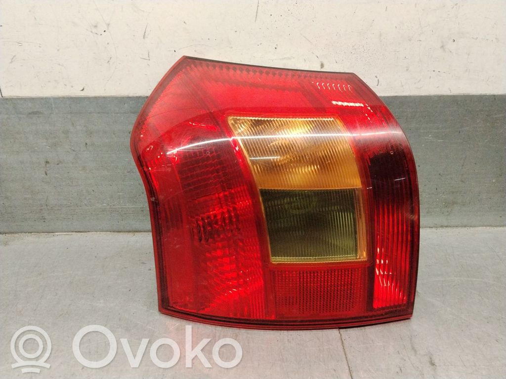Toyota Corolla E120 E130 Luz trasera/de freno