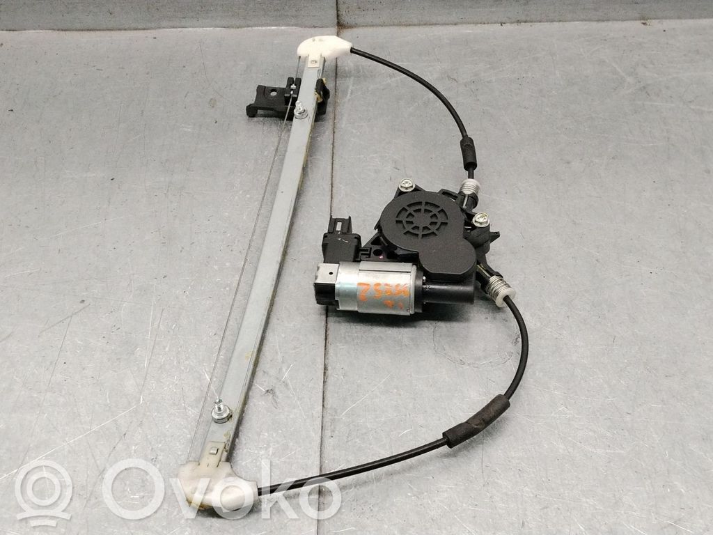 Mazda 3 I Macara geam spate fără motor 