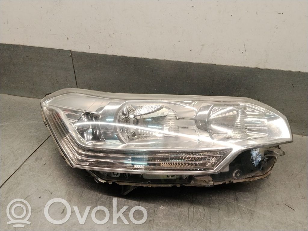 Citroen C5 Lampa przednia