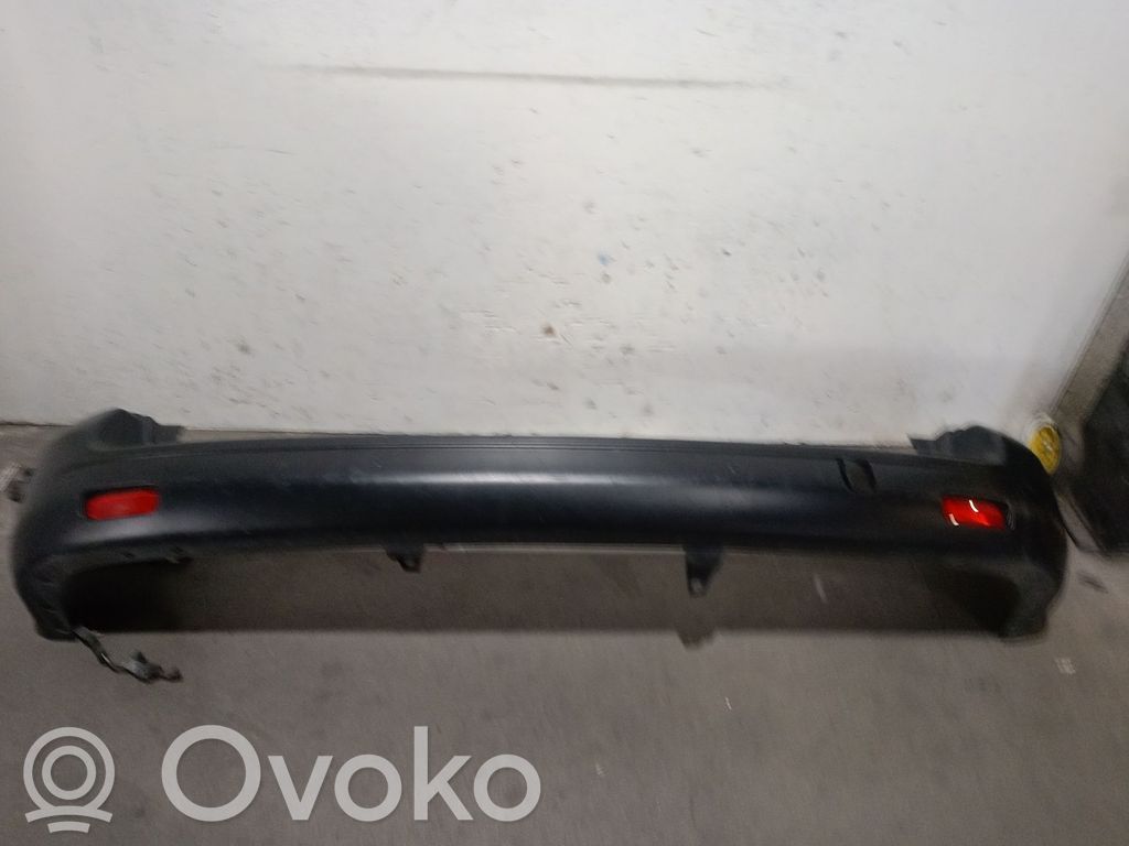 Opel Vivaro Zderzak tylny 