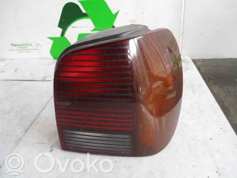 Volkswagen Polo III 6N 6N2 6NF Lampă spate în caroserie 