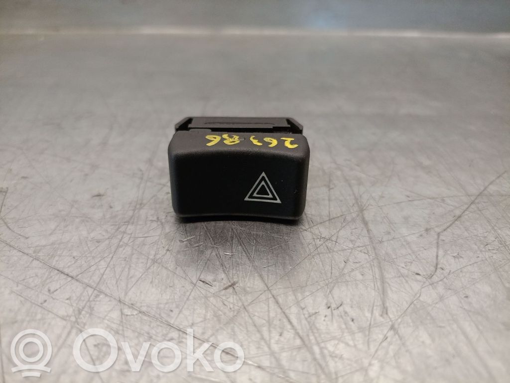 Renault 11 Botón interruptor de luz de peligro