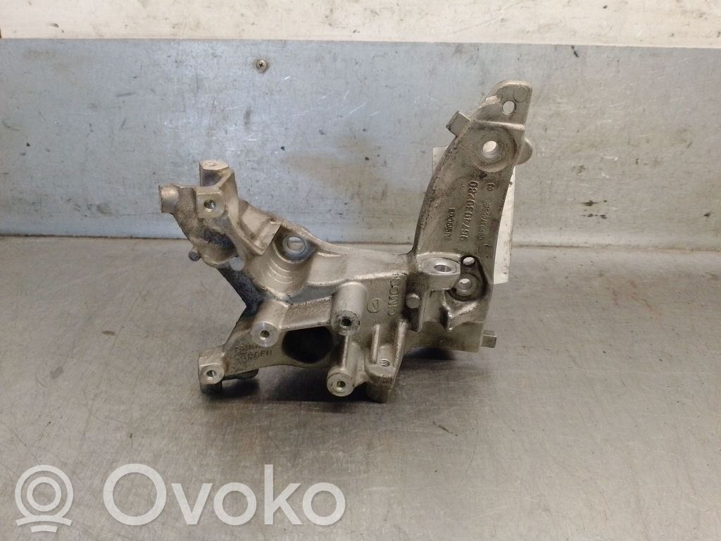 Citroen C4 Aircross Support de générateur / alternateur 