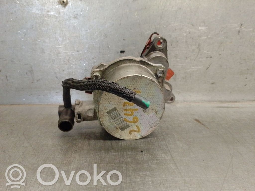 Renault Trafic II (X83) Alipainepumppu 