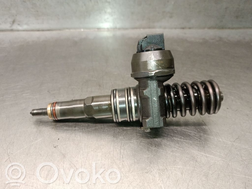 Seat Toledo II (1M) Fuel injector