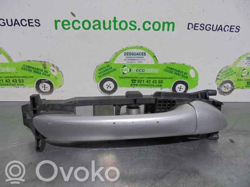 Mercedes-Benz C W203 Manecilla externa puerta delantera
