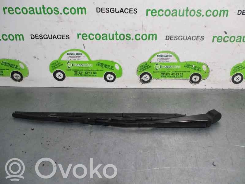 Ford Focus Brazo del limpiaparabrisas trasero 