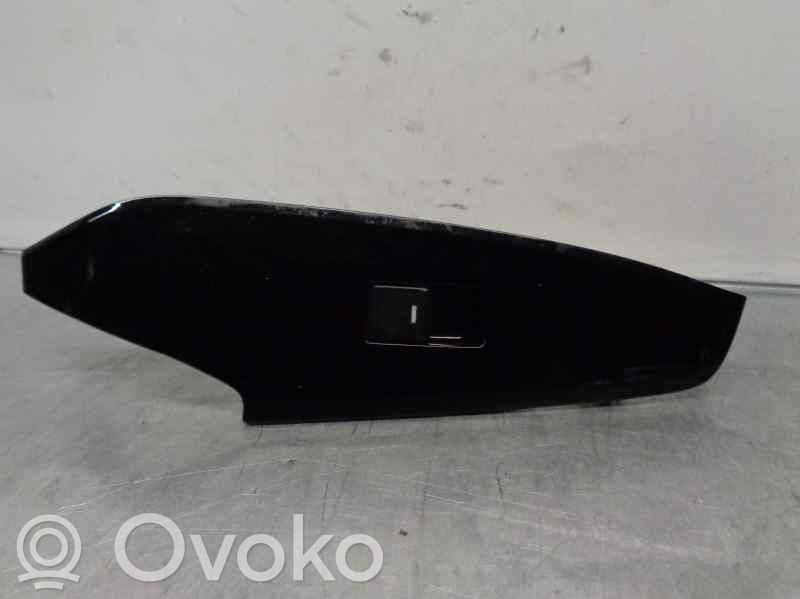 Mazda 3 III Interruptor del elevalunas eléctrico 