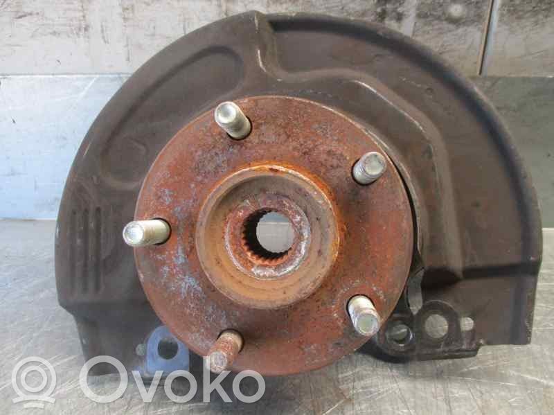 Mitsubishi Space Runner Achsschenkel vorne 