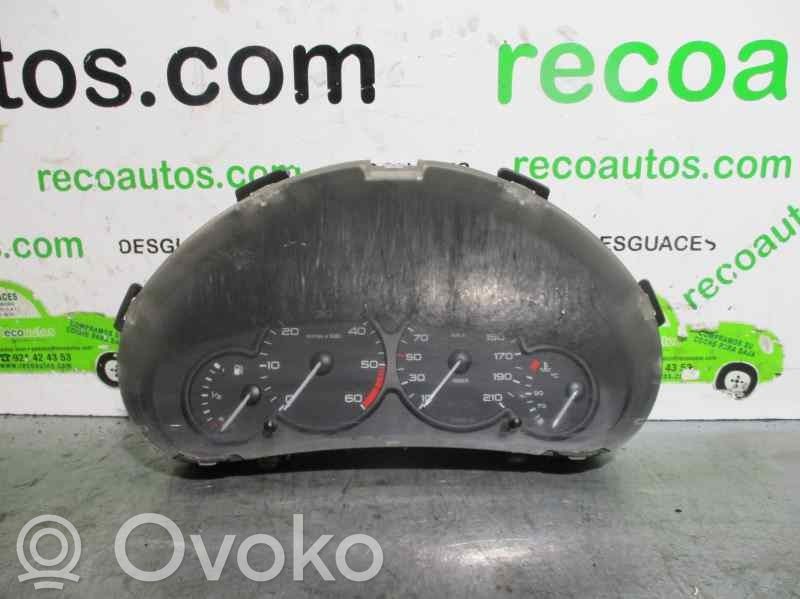 Peugeot 206 Geschwindigkeitsmesser Cockpit