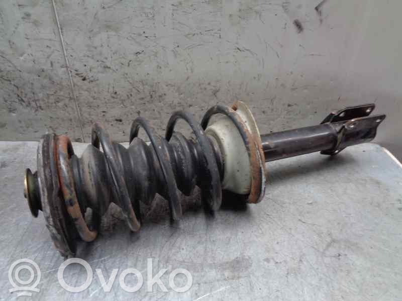 Volvo 440 Amortisseur avant avec ressort 