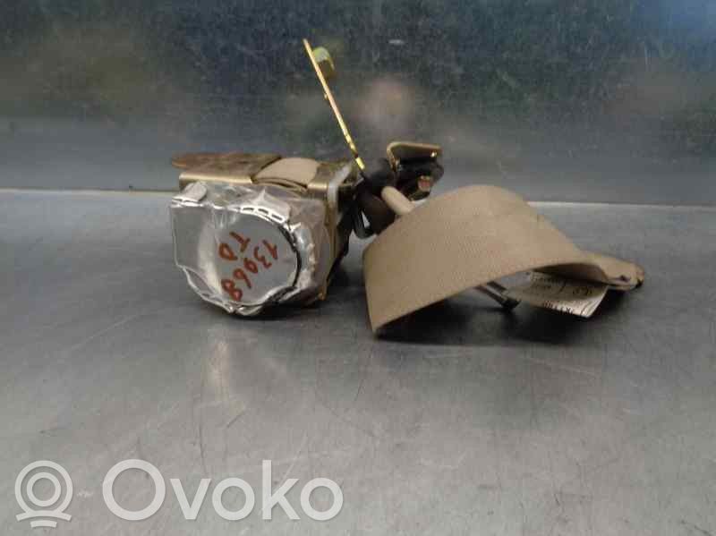 Lexus IS 200-300 Sicherheitsgurt hinten