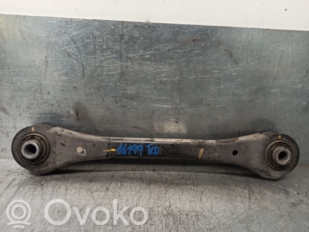 Hyundai i30 Querlenker hinten