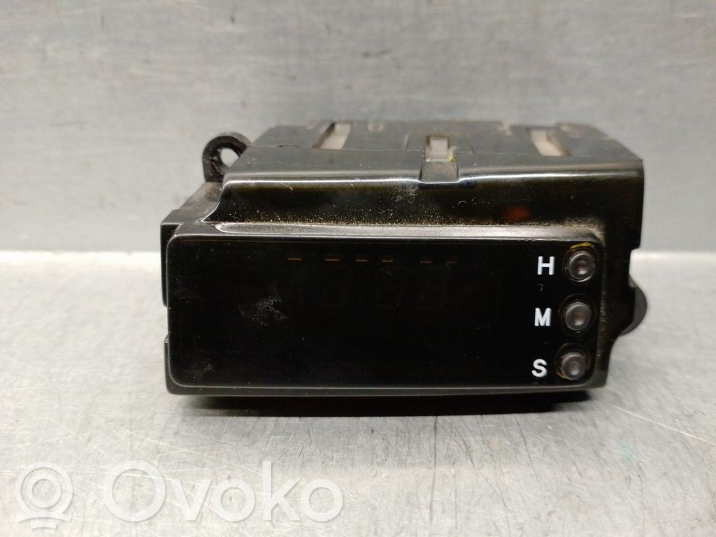 Chevrolet Epica Uhr