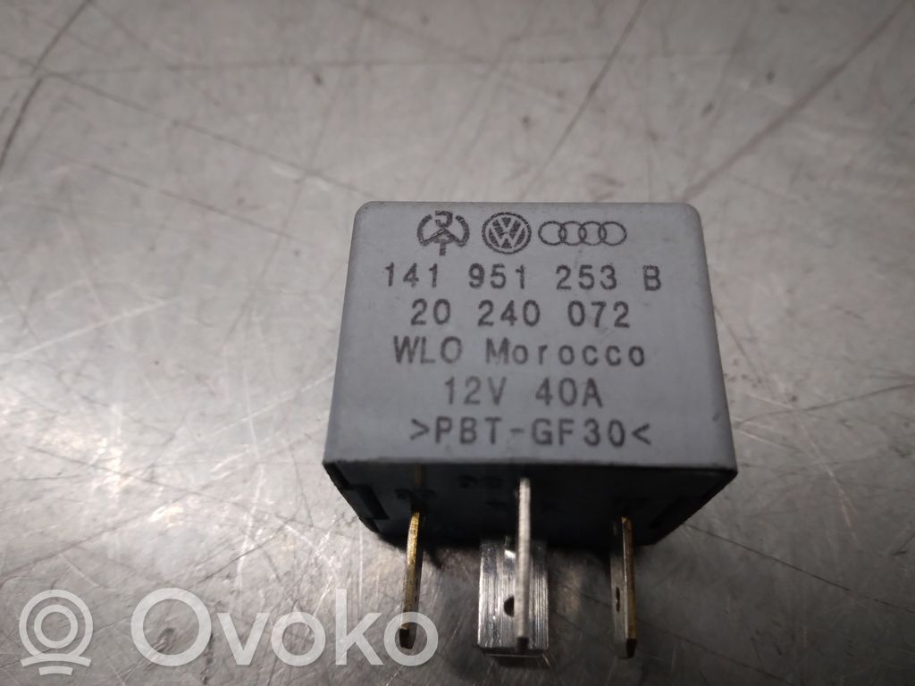Audi A3 S3 8L Sulakemoduuli 