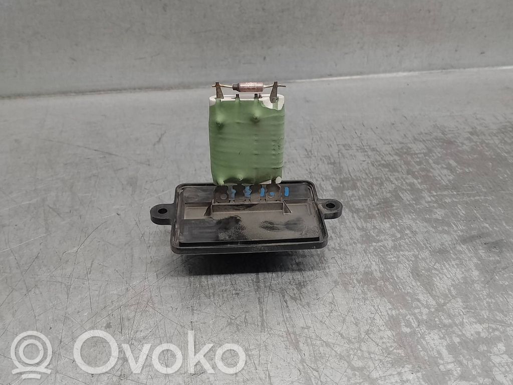 Dacia Sandero II Heater blower motor/fan resistor 