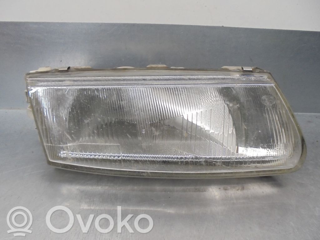 Mitsubishi Carisma Phare frontale 