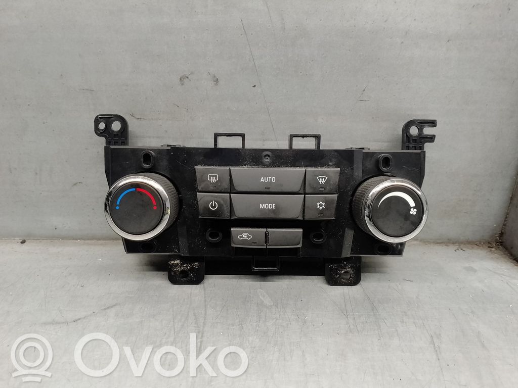 Chevrolet Cruze Climate control unit 