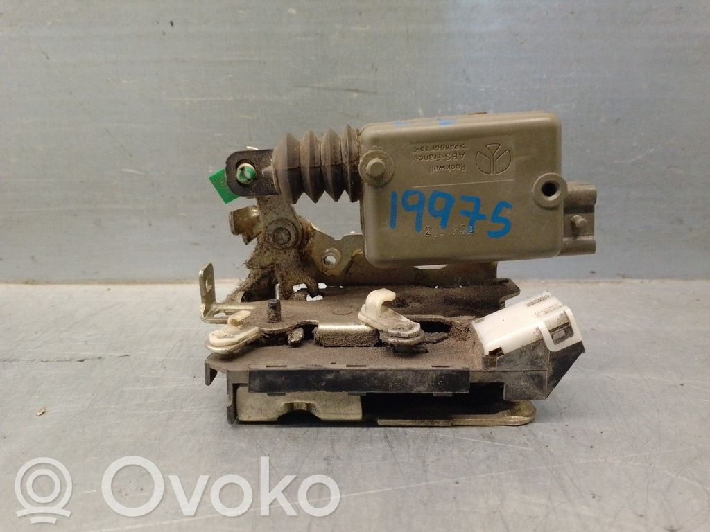 Renault 19 Front door lock 