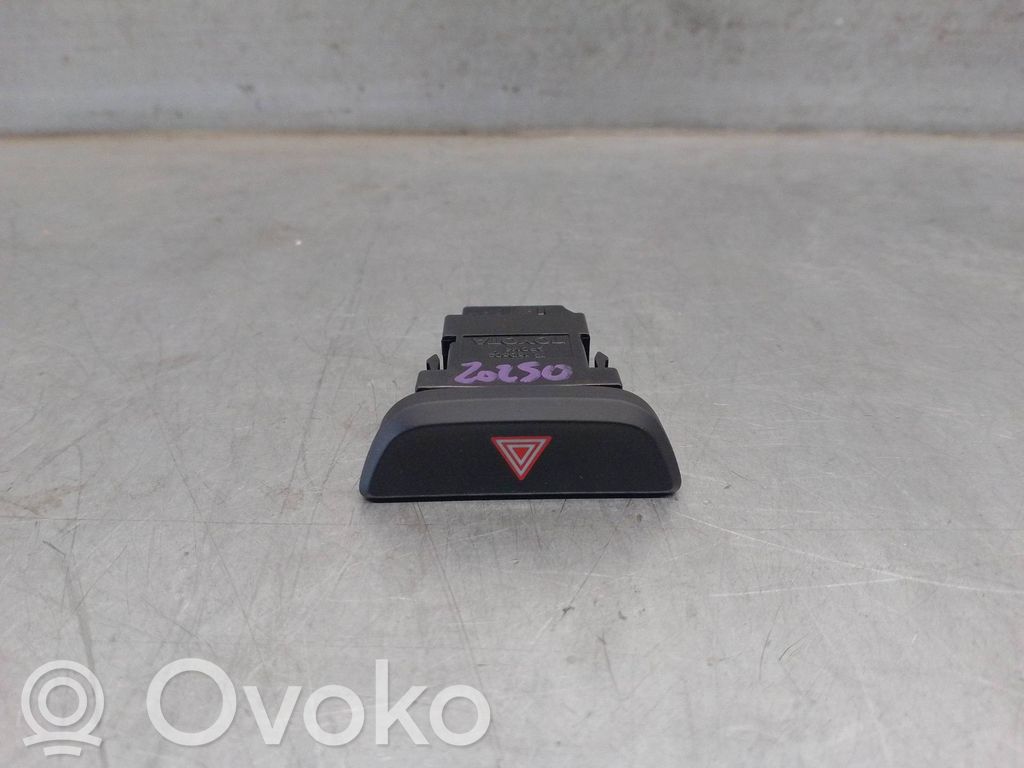 Toyota Yaris XP210 Botón interruptor de luz de peligro 