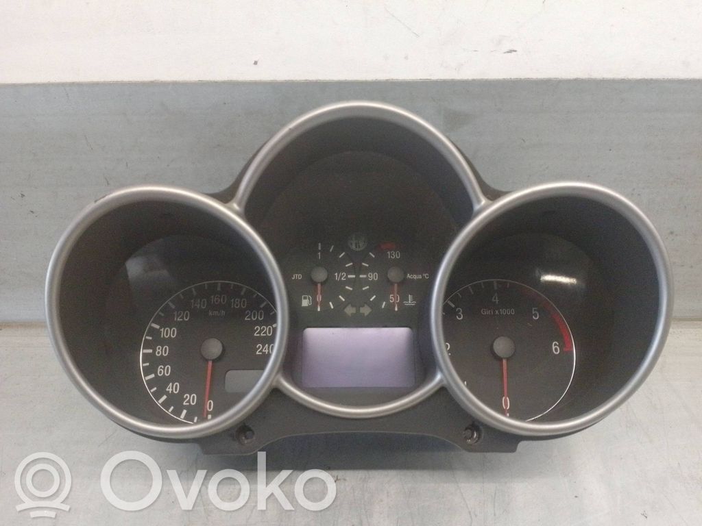 Alfa Romeo 147 Tachimetro (quadro strumenti) 
