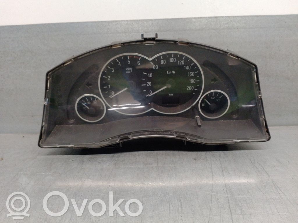 Opel Meriva A Geschwindigkeitsmesser Cockpit