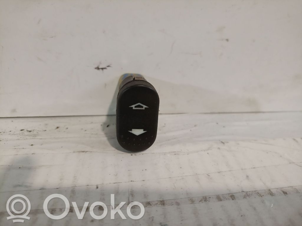 Ford Focus Schalter el. Fensterheber