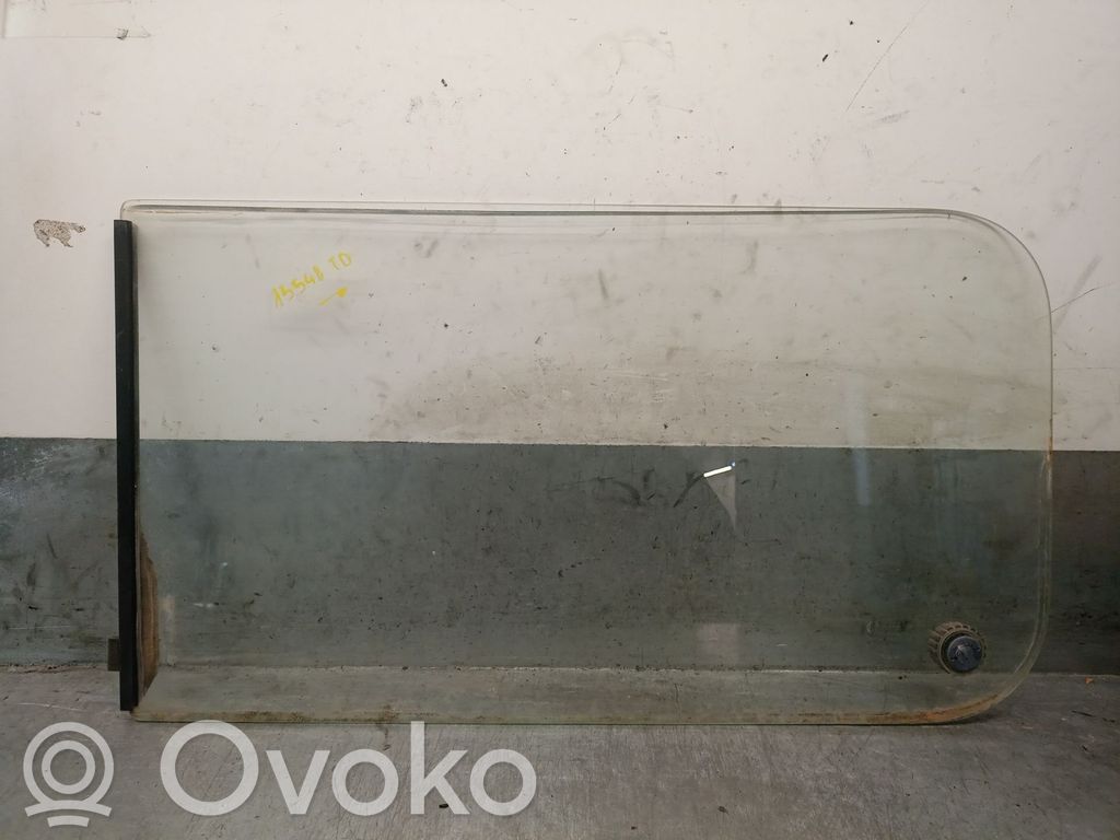 Renault 4 Vetro del finestrino della portiera posteriore 